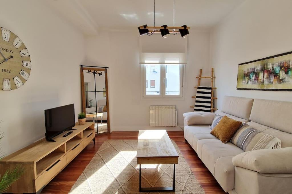Cozy Apartment In The City Center By Aloha Більбао Екстер'єр фото