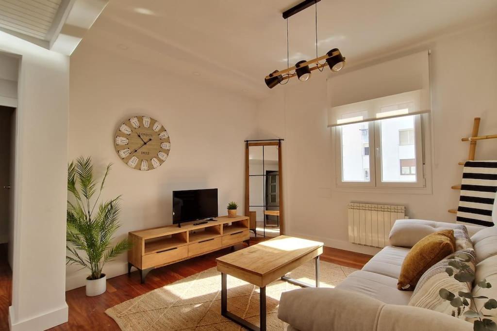 Cozy Apartment In The City Center By Aloha Більбао Екстер'єр фото